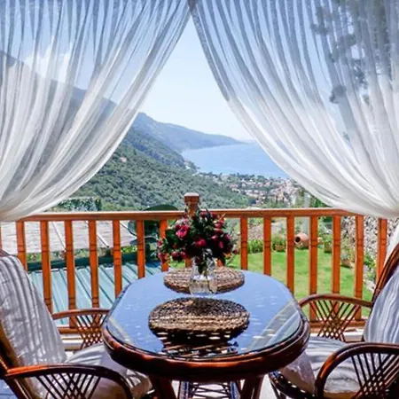 Manzara Non Alcoholic Family Hotel